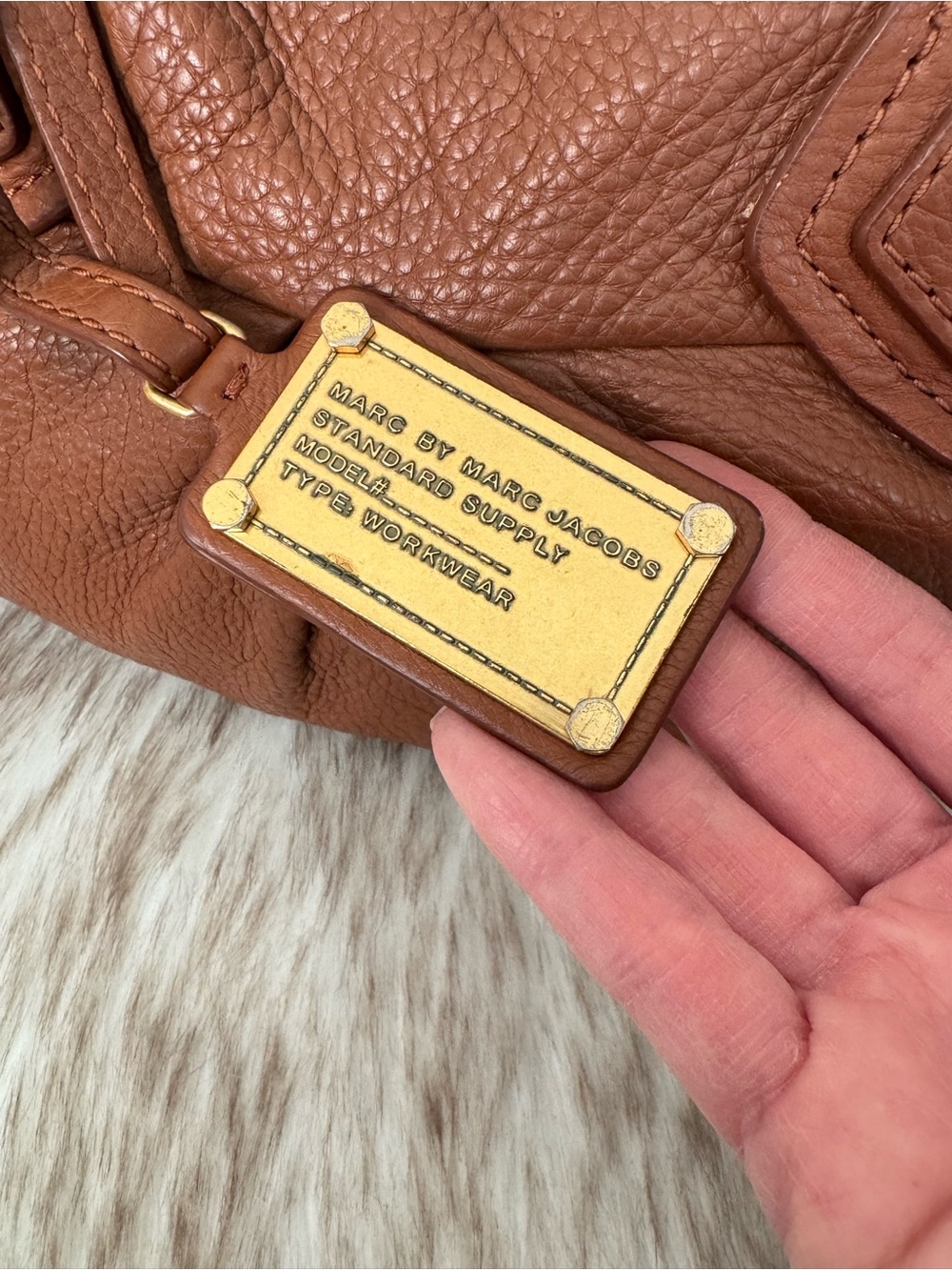 Marc Jacobs Cognac Leather Satchel with Gold Hardware - Picture 2 of 12